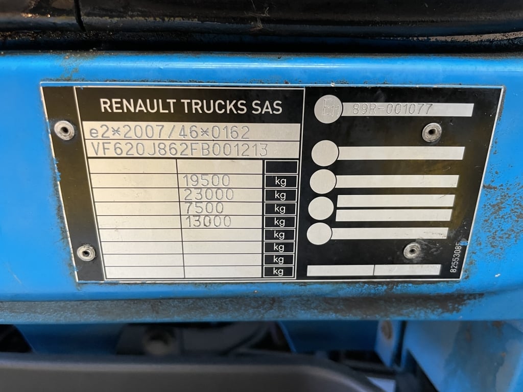 RENAULT D18 WIDE 15 TONNE *EURO 6*, 4X2 STREAMLINE BOX BODY – 2015 – HX15 KVH