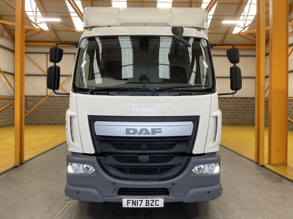 DAF LF290 *EURO 6*, 4X2 18 TONNE FRIDGE/FREEZER – 2017 – FN17 BZC