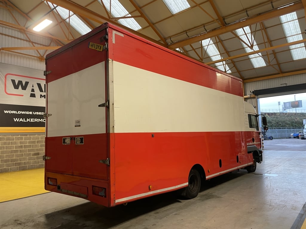 MAN TGL 10.220 EURO 5, CAISSE DE DÉMÉNAGEMENT DE 10 TONNES – 2011 – HF11 DYX