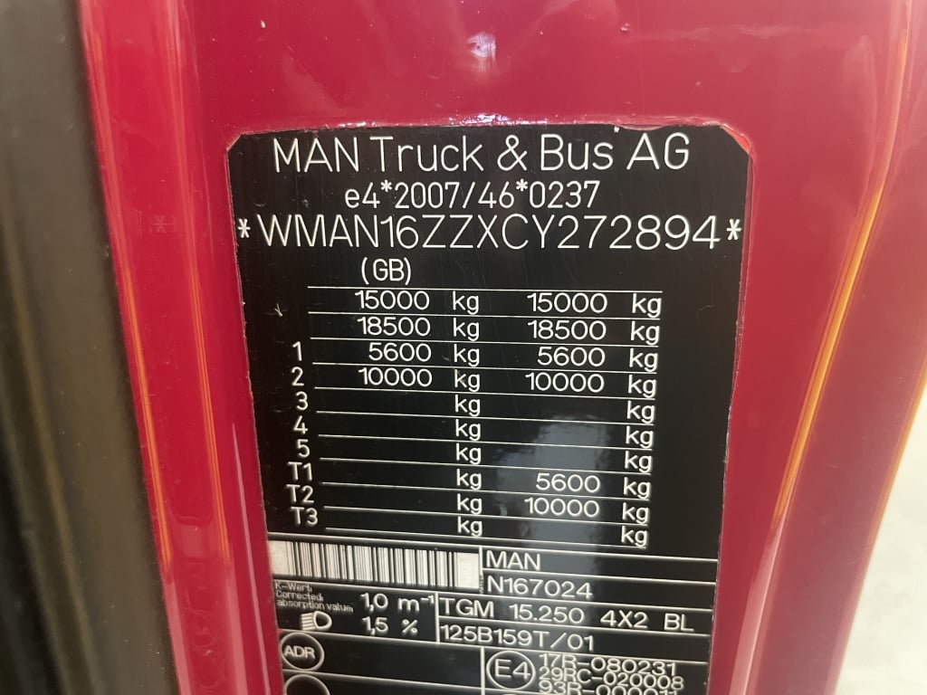 MAN TGM 15.250, 15 TONNES, EURO 5, 4X2 CAISSE DE DÉMÉNAGEMENT – 2011 – HF61 FVA