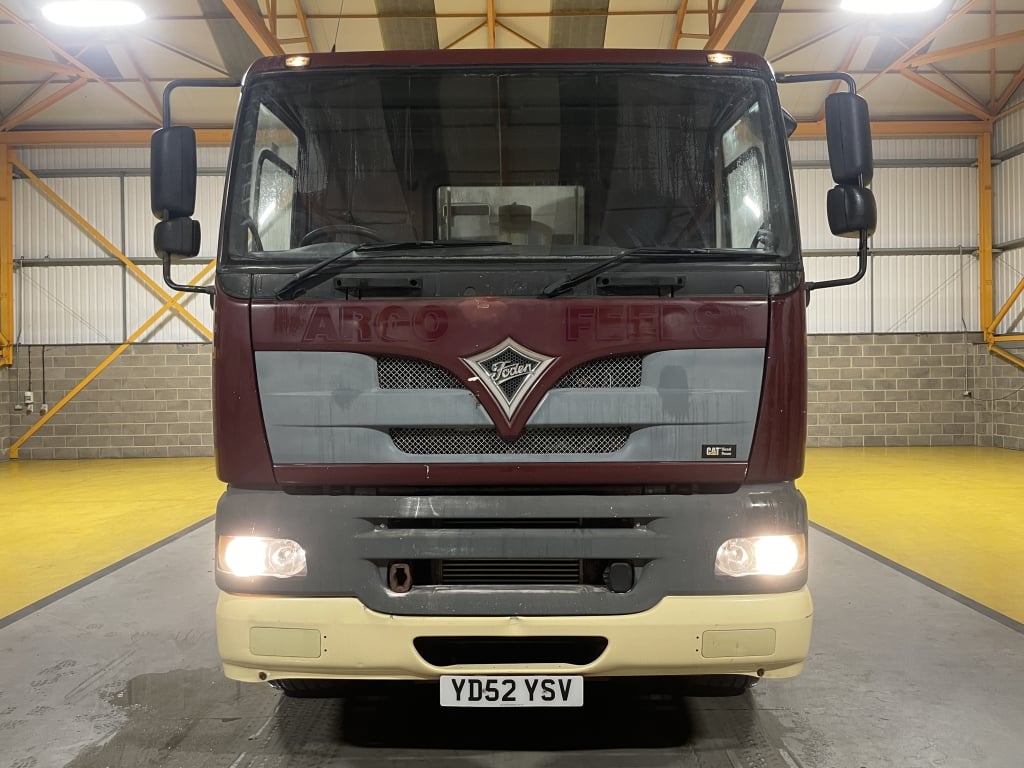 FODEN ALPHA 6X4 ALUMINIUM BULK TIPPER / BLOWER – 2002 – YD52 YSV