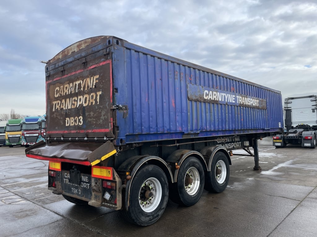 CORUS 30FT TIPPING SKELETAL TRAILER C/W STEEL TIPPING BODY – 2000 – C059637