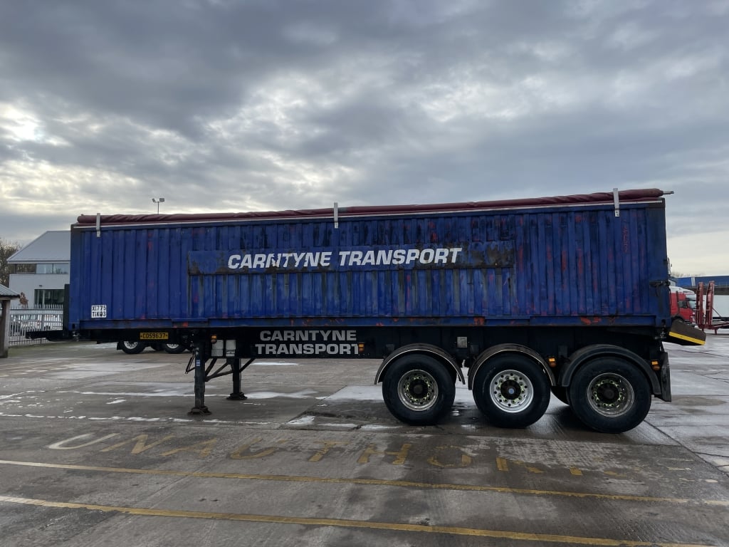 CORUS 30FT TIPPING SKELETAL TRAILER C/W STEEL TIPPING BODY – 2000 – C059637