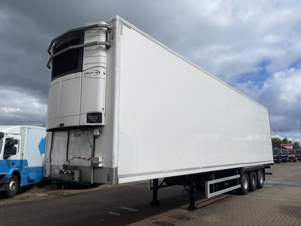 MONTRACON 44FT INSULATED FRIDGE FREEZER BOX TRAILER – 2015 – C399237