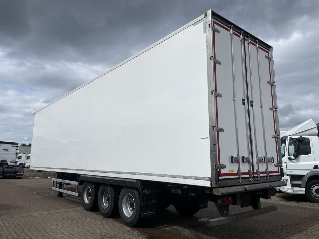 MONTRACON 44FT INSULATED FRIDGE FREEZER BOX TRAILER – 2015 – C399237