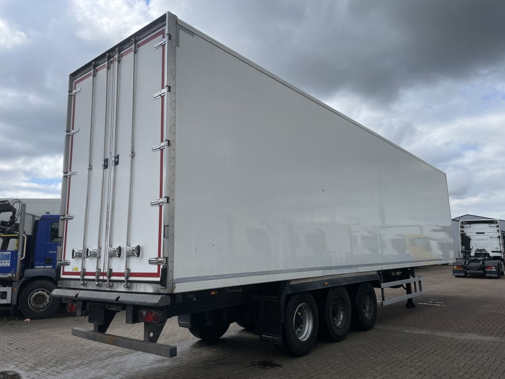 MONTRACON 44FT INSULATED FRIDGE FREEZER BOX TRAILER – 2015 – C399237