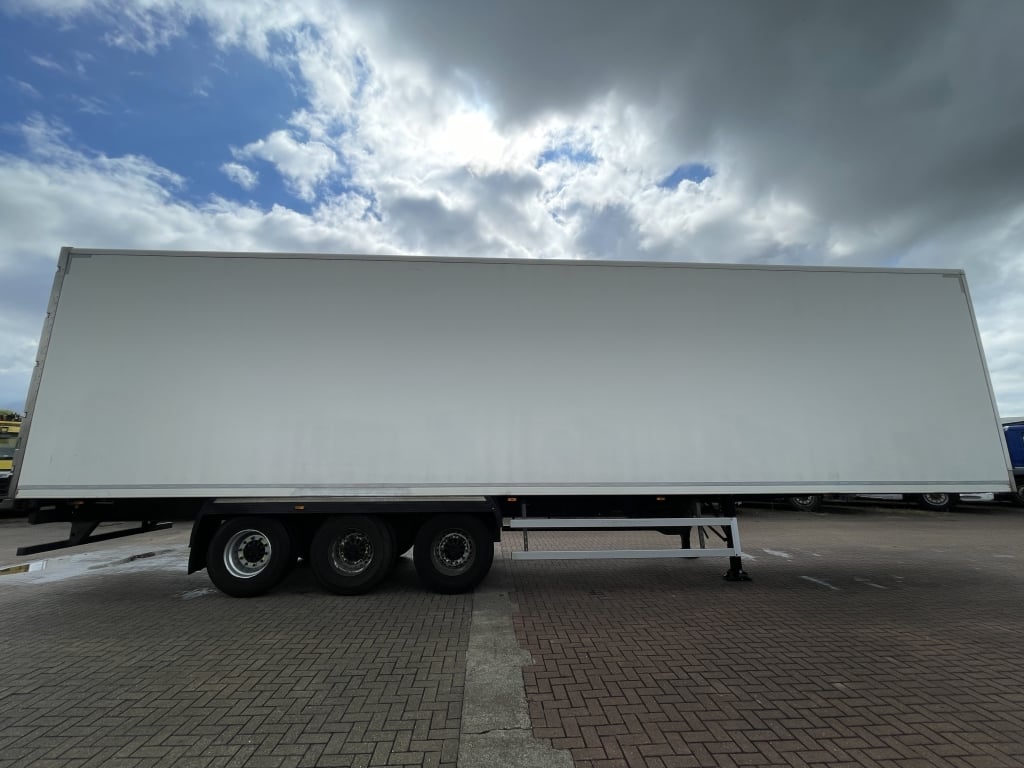 MONTRACON 44FT INSULATED FRIDGE FREEZER BOX TRAILER – 2015 – C399237