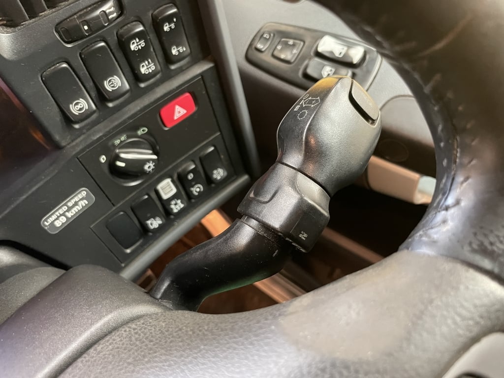 SCANIA R520 V8 *EURO 6* TOPLINE 6X2 TRACTOR UNIT – 2017 – SL66 MZG