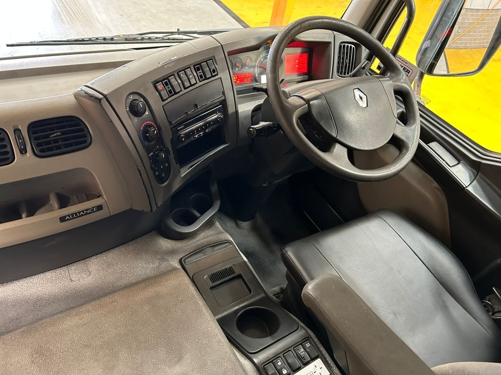 RENAULT PREMIUM ALLIANCE EURO 5, 4X2 TRACTEUR - 2013 - LT63 UCO