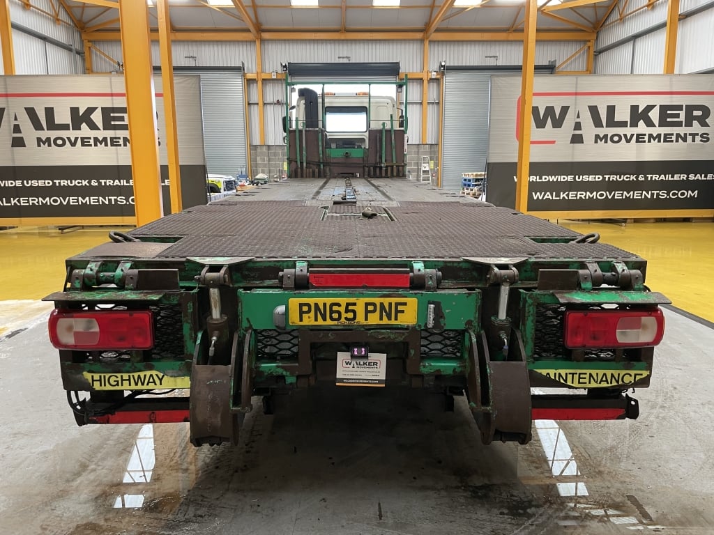 DAF CF400 *EURO 6* 8X2 32 tonnes, configuration « Cheesewedge » et « Beavertail » – 2015 – PN65 PNF