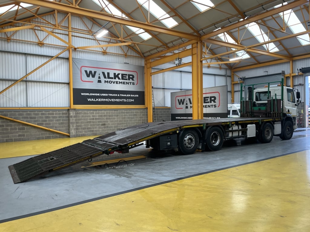 DAF CF400 *EURO 6* 8X2 32 tonnes, configuration « Cheesewedge » et « Beavertail » – 2015 – PN65 PNF