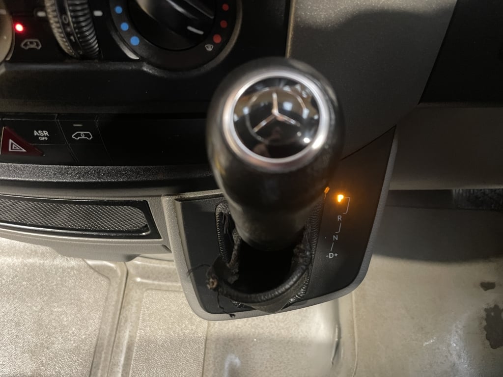 MERCEDES BENZ SPRINTER 314 CDI 3,5 TONNES, *EURO 6* BENNE BASCULANTE À PLATEAU – 2018 – PN68 OED