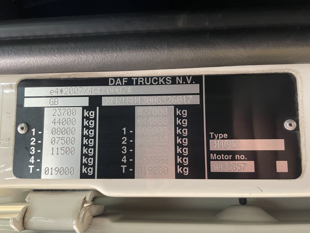 DAF XF106 530 SUPERSPACE *EURO 6* 6X2 TRACTOR UNIT – 2020 – WH70 FDF
