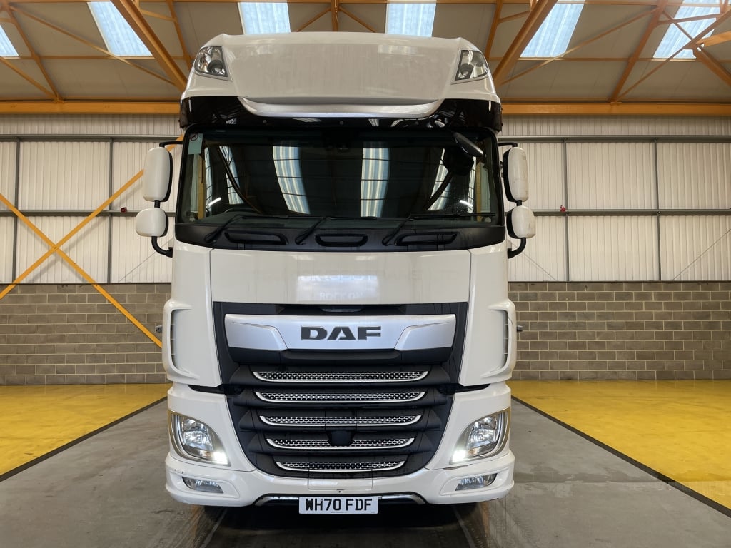 DAF XF106 530 SUPERSPACE *EURO 6* 6X2 TRACTOR UNIT – 2020 – WH70 FDF
