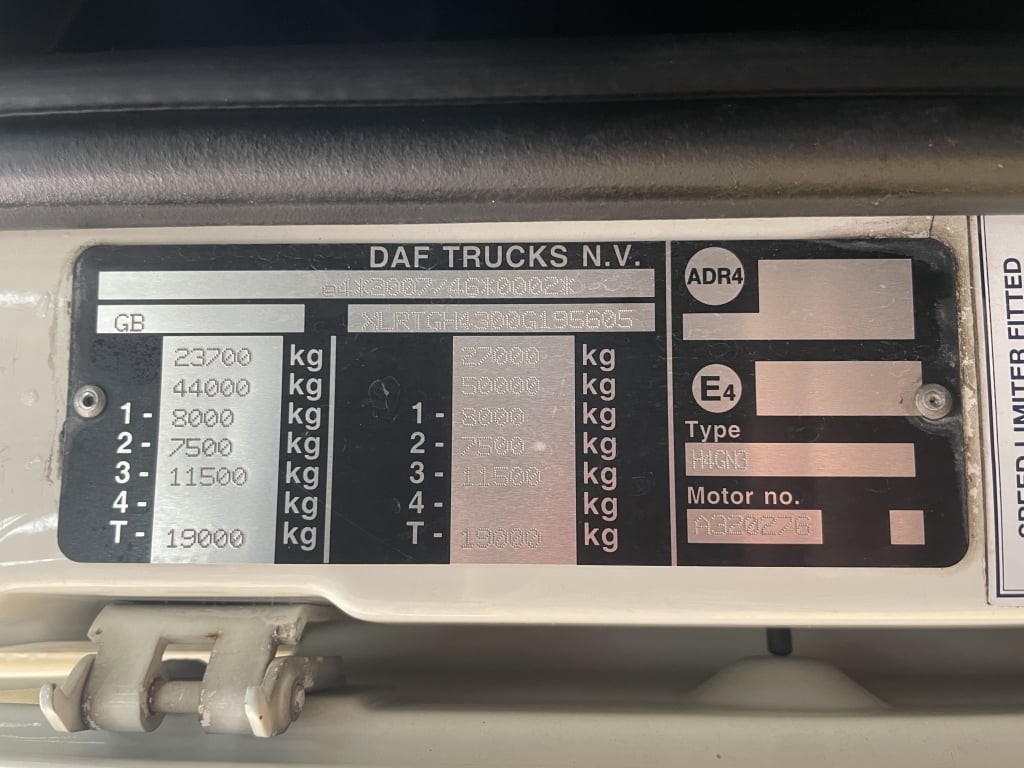DAF XF106 530 SUPERSPACE *EURO 6* 6X2 TRACTOR UNIT – 2018 – YX18 OSY