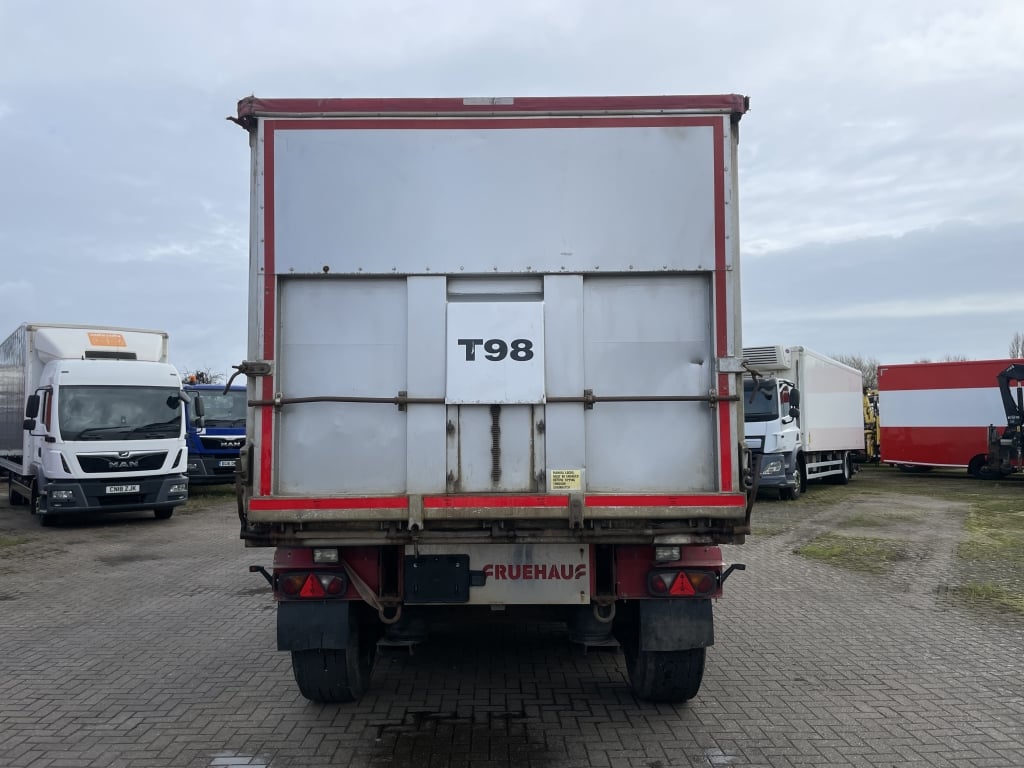CRANE FRUEHAUF 67 CU-YD ALUMINIUM PLANK SIDED BULK TIPPING TRAILER – 2014 – C381815