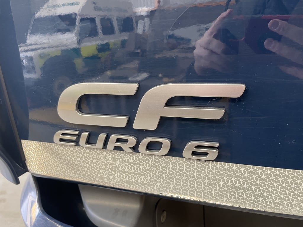 DAF CF440 *EURO 6* 8x2, 32 tonnes, configuration à timon, remorque à rideaux coulissants – 2017 – HN67 NTM