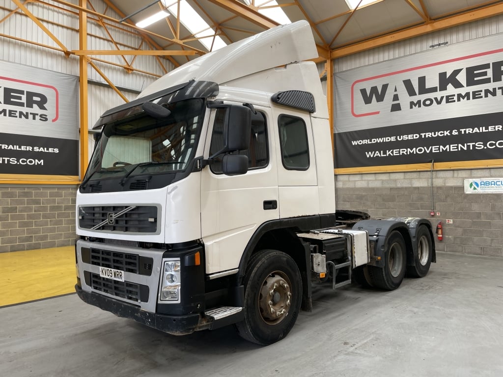 VOLVO FM 440 GLOBETROTTER EURO 5, 6X4 TRACTOR UNIT – 2009 – KV09 WRR