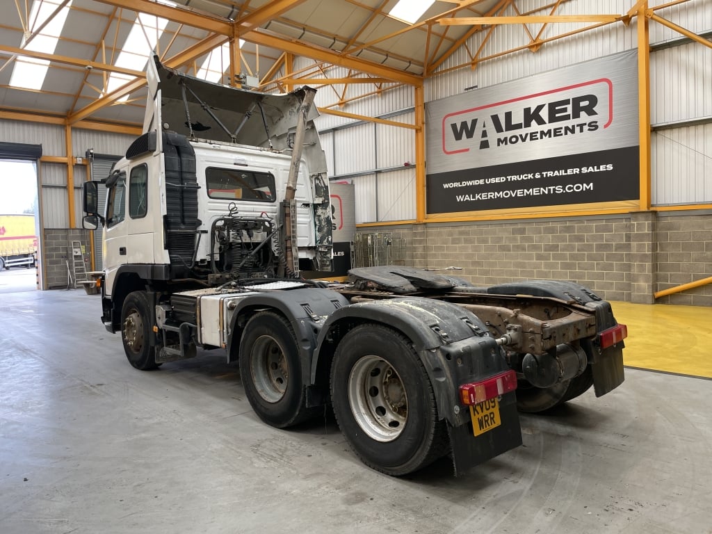 VOLVO FM 440 GLOBETROTTER EURO 5, 6X4 TRACTOR UNIT – 2009 – KV09 WRR