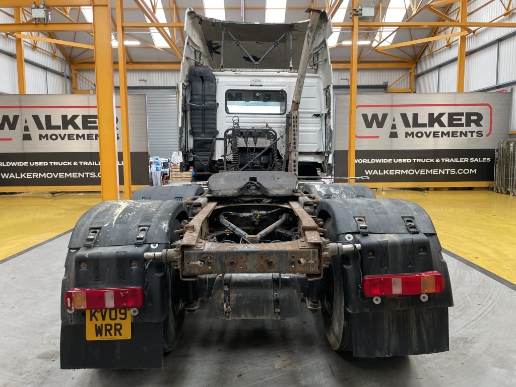 VOLVO FM 440 GLOBETROTTER EURO 5, 6X4 TRACTOR UNIT – 2009 – KV09 WRR