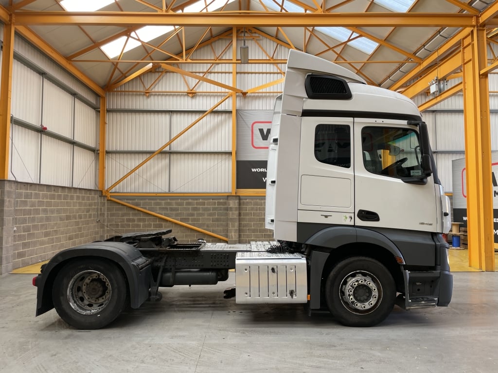 MERCEDES ACTROS 1846 STREAMSPACE *EURO 6* Tracteur routier 4x2 – 2017 – PN67 GFX