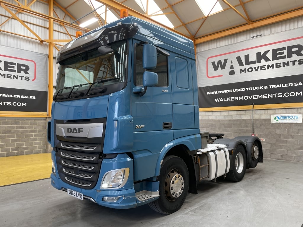 Tracteur routier DAF XF106 530 *EURO 6* à cabine Space 6x2 avec essieu traîné – 2019 – SW68 LVR
