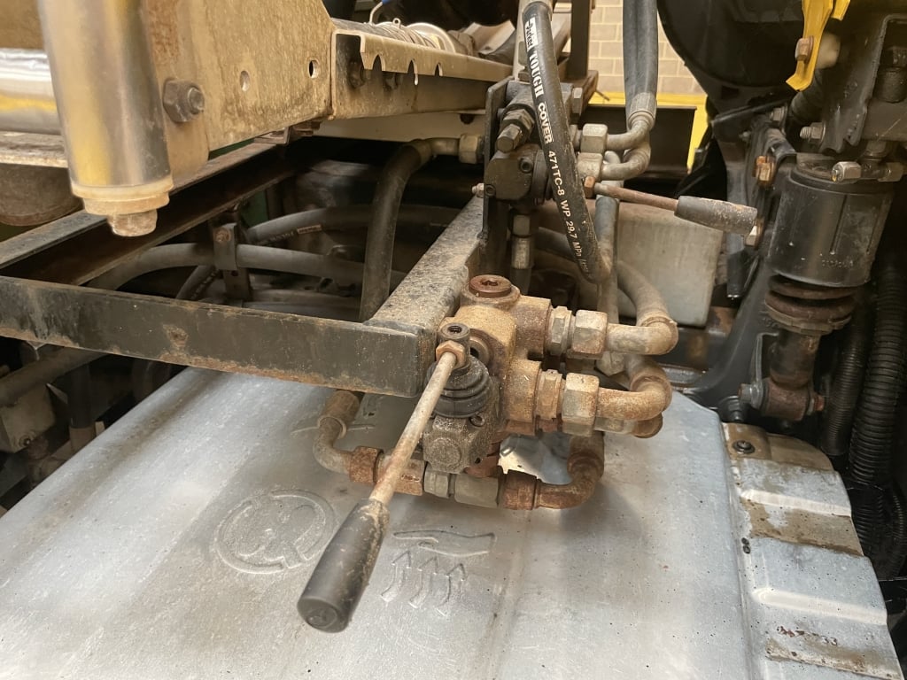 DAF CF410 *EURO 6*, 6x2, remorque à timon, plateau à ridelles, équipée de citernes à mélasse – 2019 – T23 DBG