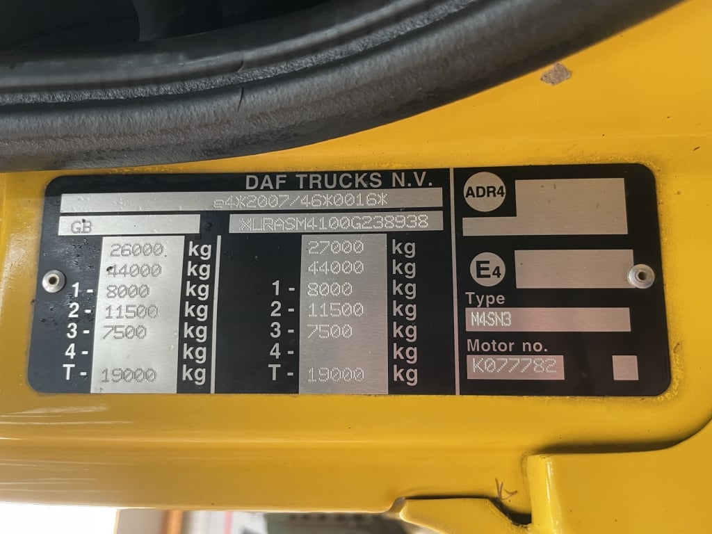 DAF CF410 *EURO 6*, 6x2, remorque à timon, plateau à ridelles, équipée de citernes à mélasse – 2019 – T23 DBG