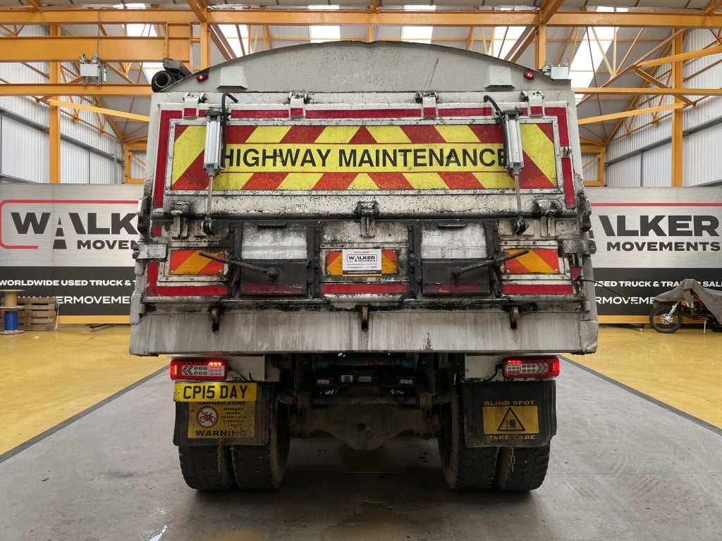 VOLVO FM 370 *EURO 6* 8X4 ALUMINIUM INSULATED TIPPER – 2015 – CP15 DAY