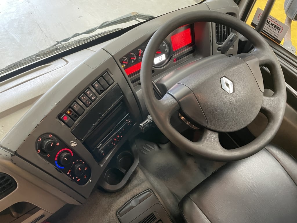 Tracteur Renault Premium Alliance Euro 5, 4x2 – 2013 – LT63 UCM