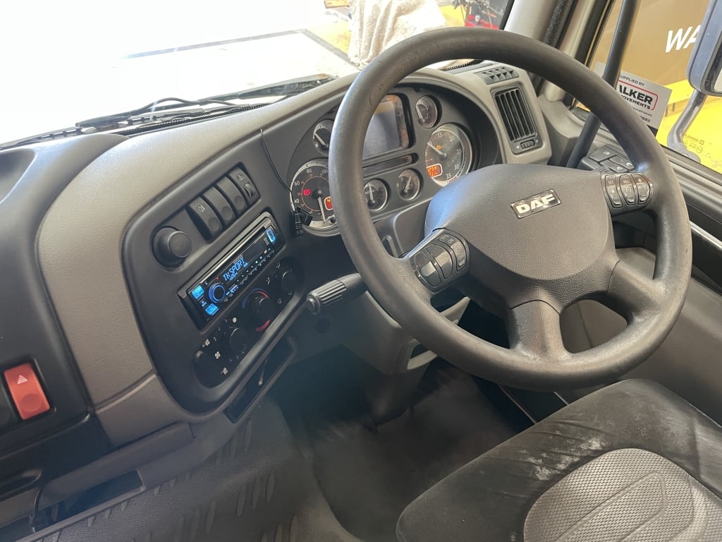 DAF LF45 180 4X2 EURO 5, 12 TONNE STREAMLINE BOX – 2014 – MX14 AXF