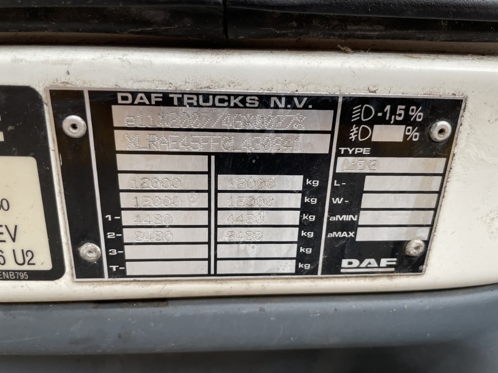 DAF LF45 180 4X2 EURO 5, 12 TONNE STREAMLINE BOX – 2014 – MX14 AXF