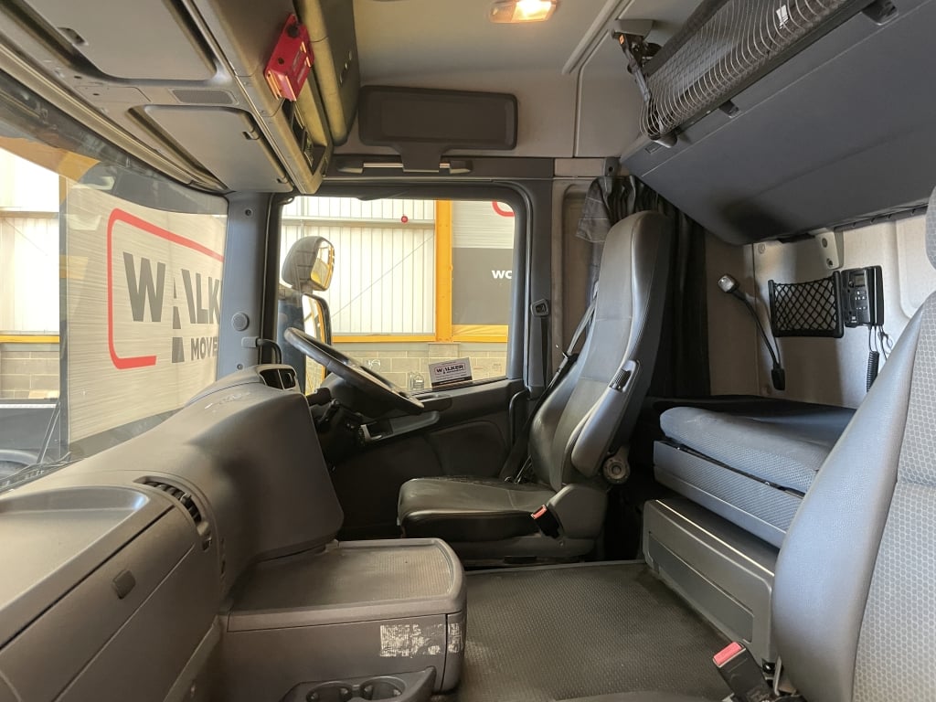 SCANIA G320 HIGHLINE *EURO 6* 26 TONNE 6X2 CURTAINSIDER – 2015 – YP15 ONR
