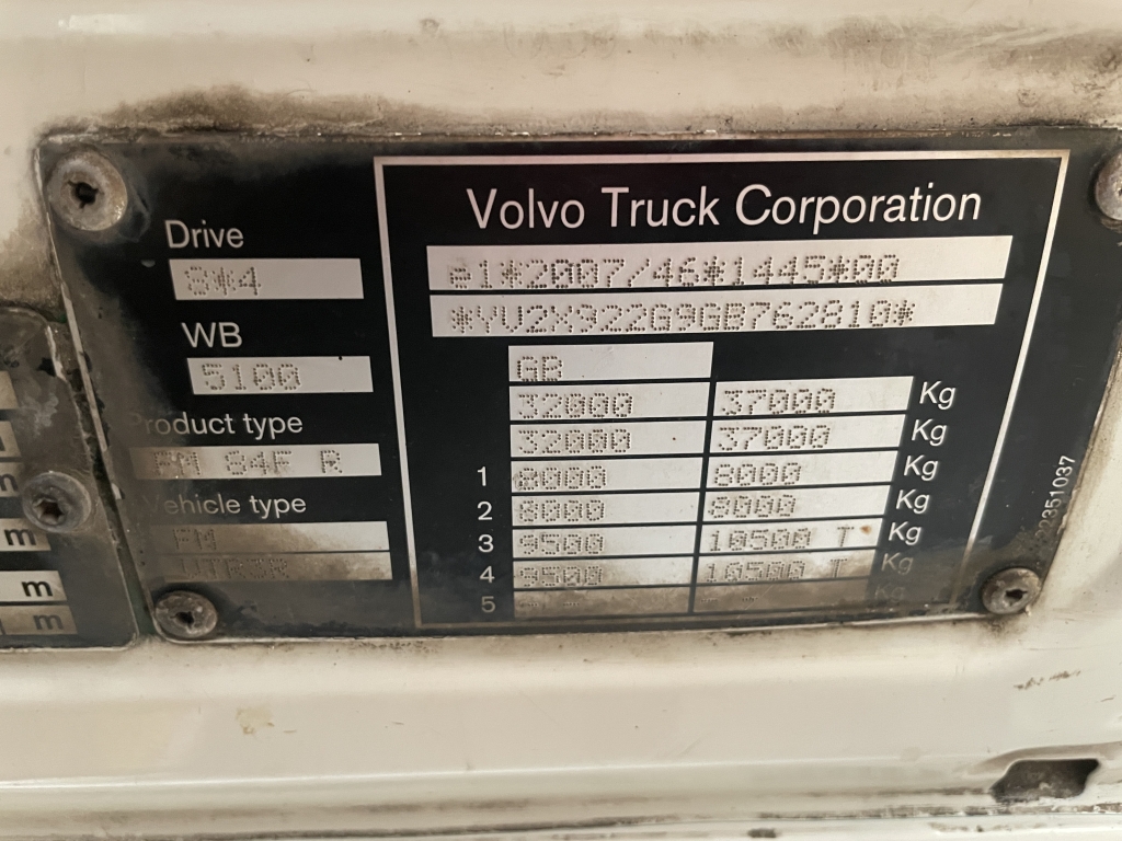 VOLVO FM 370 *EURO 6*, 8X4 STEEL TIPPER – 2016 – AR16 DAY