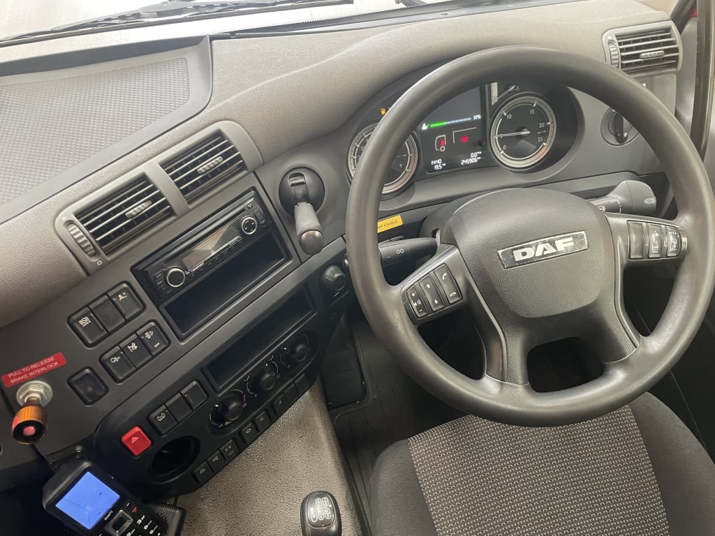 DAF CF330 *EURO 6* 6x2 – Citerne à carburant en aluminium de 19 000 litres – 2018 – WU18 ARF