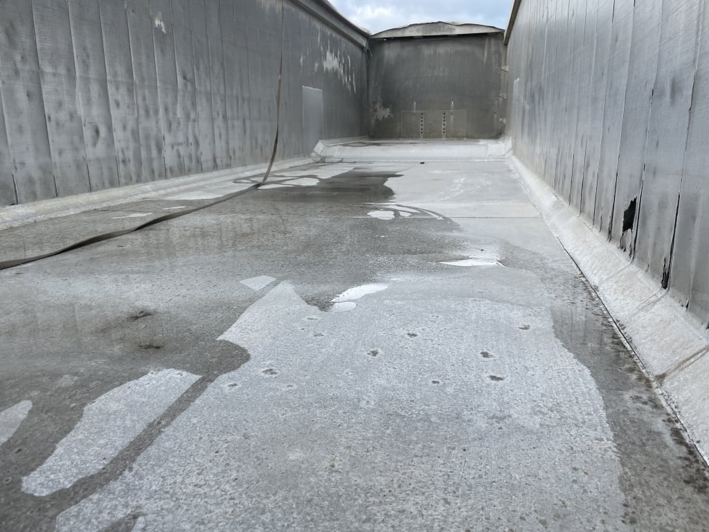 SDC 65 CU-YD ALUMINIUM PLANK SIDED BULK TIPPING TRAILER – 2014 – C366532