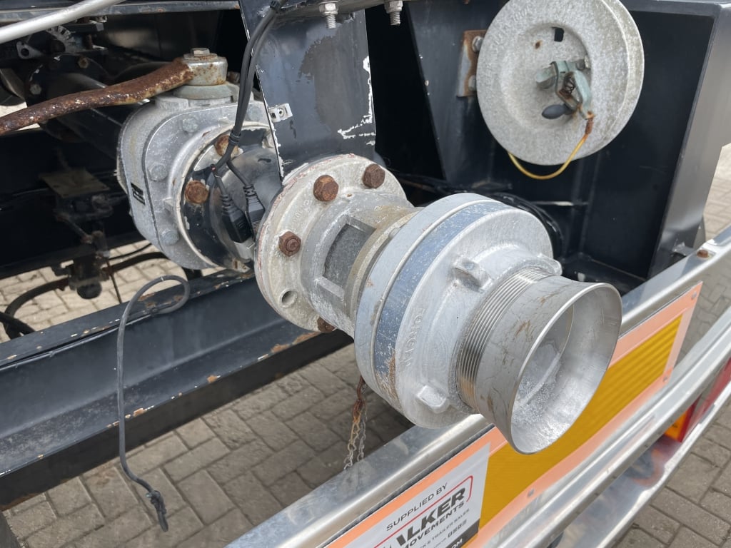 SPITZER LITRE SINGLE AXLE CEMENT TANKER/BLOWER TRAILER – 2006 – C441576