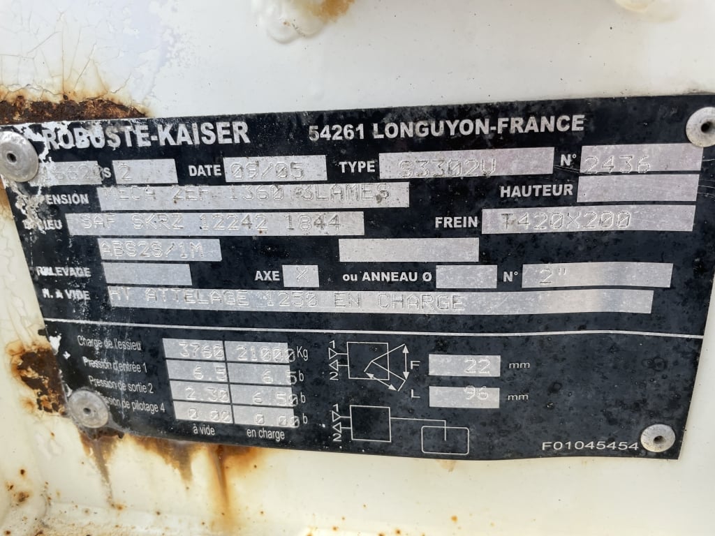 ROBUSTE KAISER TANDEM AXLE 20FT TIPPING SKELETAL TRAILER – 2005 – C631822