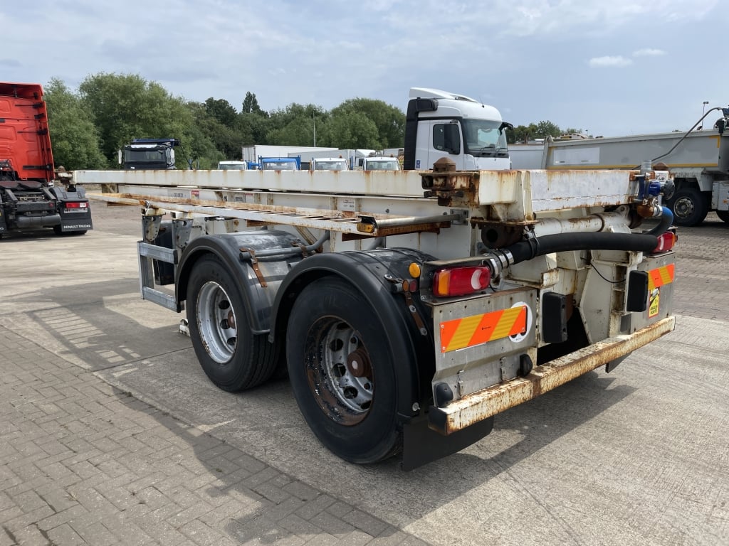 ROBUSTE KAISER TANDEM AXLE 20FT TIPPING SKELETAL TRAILER – 2004 – C631823