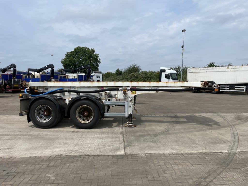 ROBUSTE KAISER TANDEM AXLE 20FT TIPPING SKELETAL TRAILER – 2004 – C631823