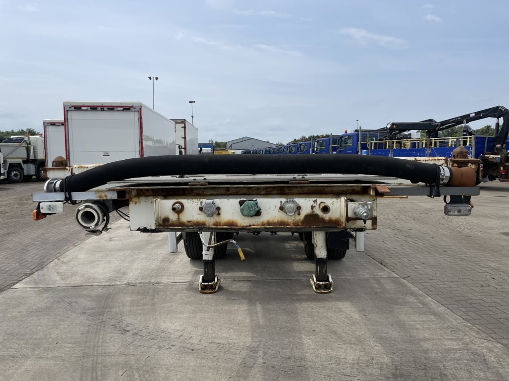 ROBUSTE KAISER TANDEM AXLE 20FT TIPPING SKELETAL TRAILER – 2004 – C631823
