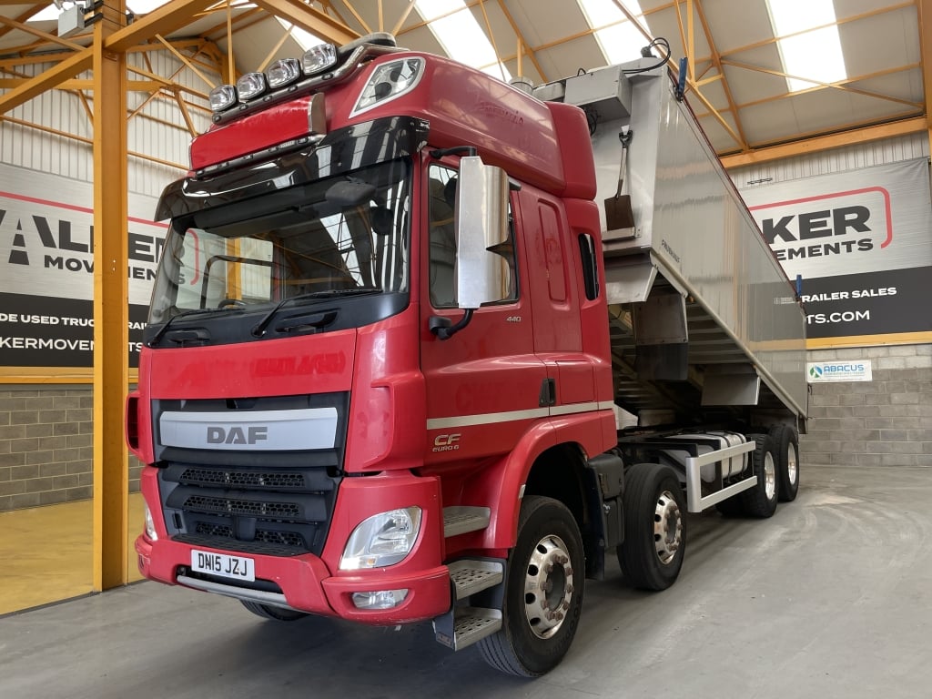 DAF CF440 *EURO 6*, benne basculante 8x4 en aluminium – 2015 – DN15 JZJ