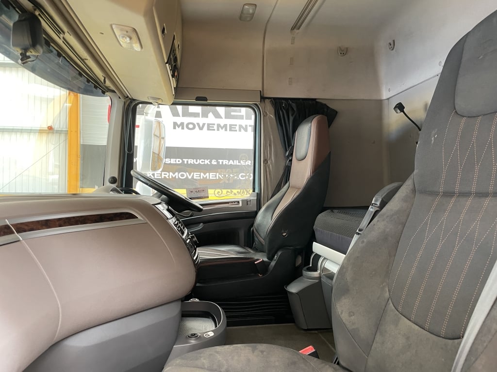 DAF XF480 *EURO 6* CABINE SPACE, TRACTEUR ROULANT 6X2 À ESSIEU SUIVANT – 2018 – FJ18, NEUF SOUS EMBALLAGE D'ORIGINE