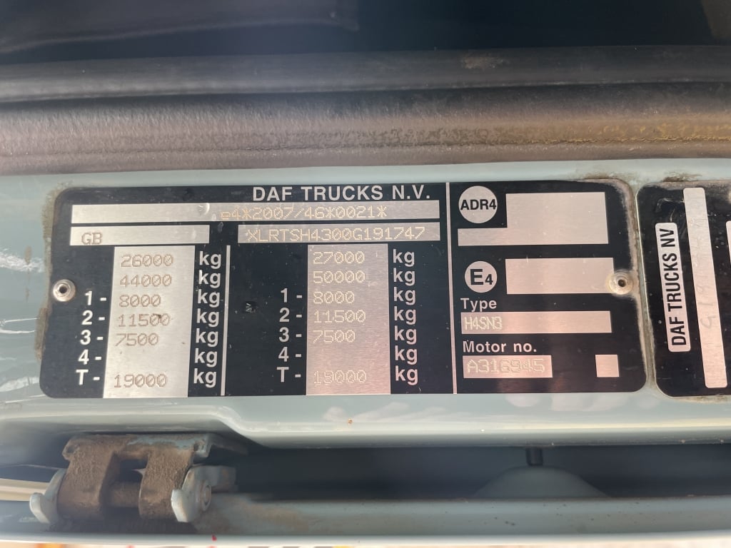 DAF XF480 *EURO 6* CABINE SPACE, TRACTEUR ROULANT 6X2 À ESSIEU SUIVANT – 2018 – FJ18, NEUF SOUS EMBALLAGE D'ORIGINE