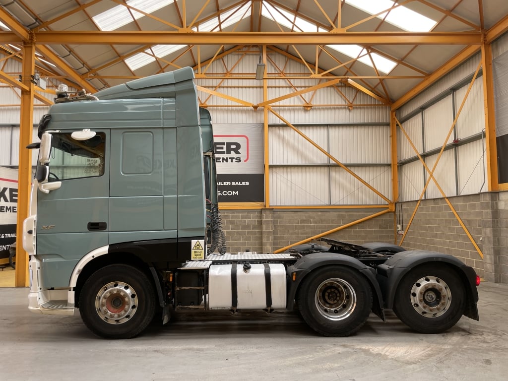 DAF XF480 *EURO 6* CABINE SPACE, TRACTEUR ROULANT 6X2 À ESSIEU SUIVANT – 2018 – FJ18, NEUF SOUS EMBALLAGE D'ORIGINE