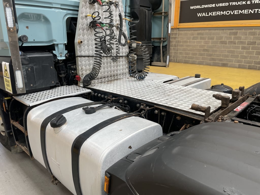 DAF XF480 *EURO 6* CABINE SPACE, TRACTEUR ROULANT 6X2 À ESSIEU SUIVANT – 2018 – FJ18, NEUF SOUS EMBALLAGE D'ORIGINE