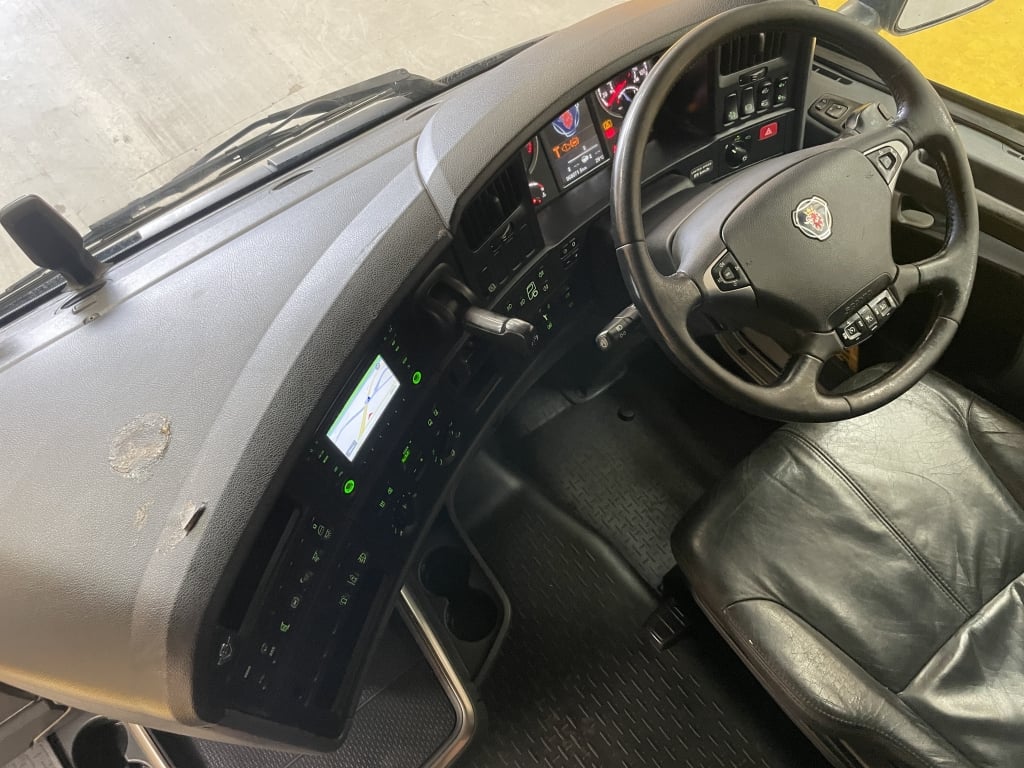 SCANIA R520 V8 *EURO 6* TOPLINE 6X2 TRACTOR UNIT – 2017 – MM66 LCN