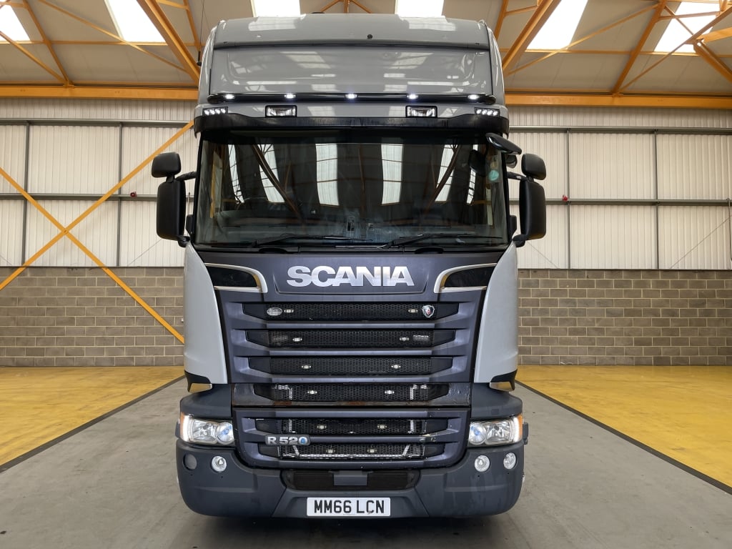 SCANIA R520 V8 *EURO 6* TOPLINE 6X2 TRACTOR UNIT – 2017 – MM66 LCN