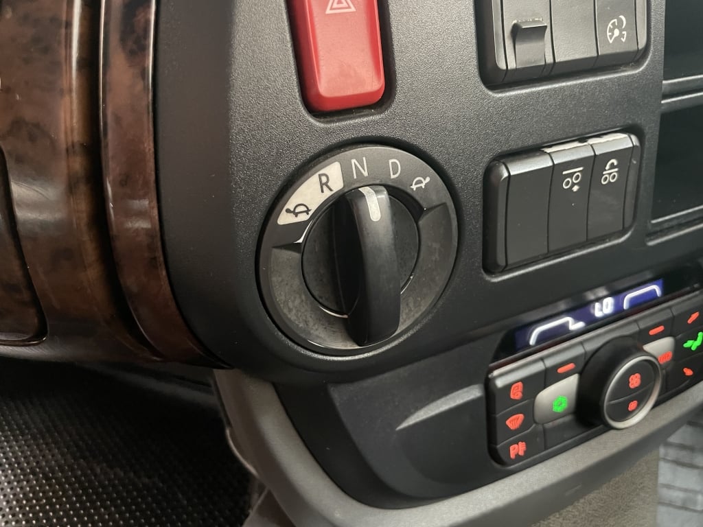DAF XF106 480 SUPERSPACE *EURO 6* 6X2 TRACTOR UNIT – 2018 – WK68 AYW