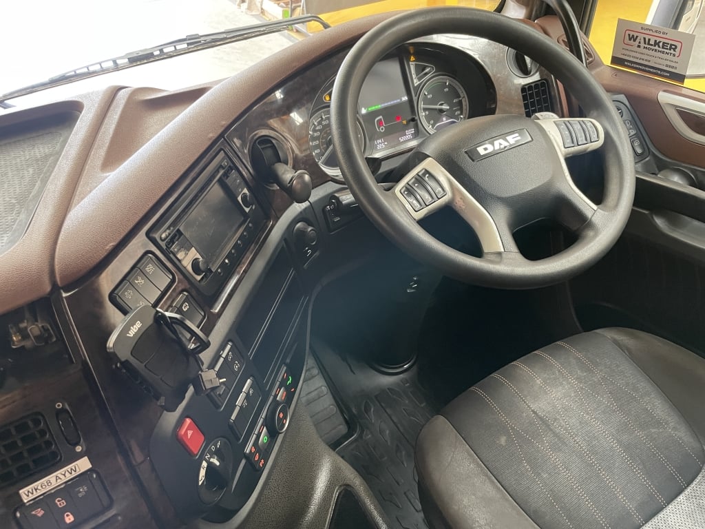 DAF XF106 480 SUPERSPACE *EURO 6* 6X2 TRACTOR UNIT – 2018 – WK68 AYW